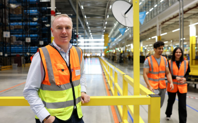 Amazon raises Ireland starting pay to €17.10