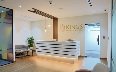 King's Business School launches live HR consultancy module in partnership with Benifex
