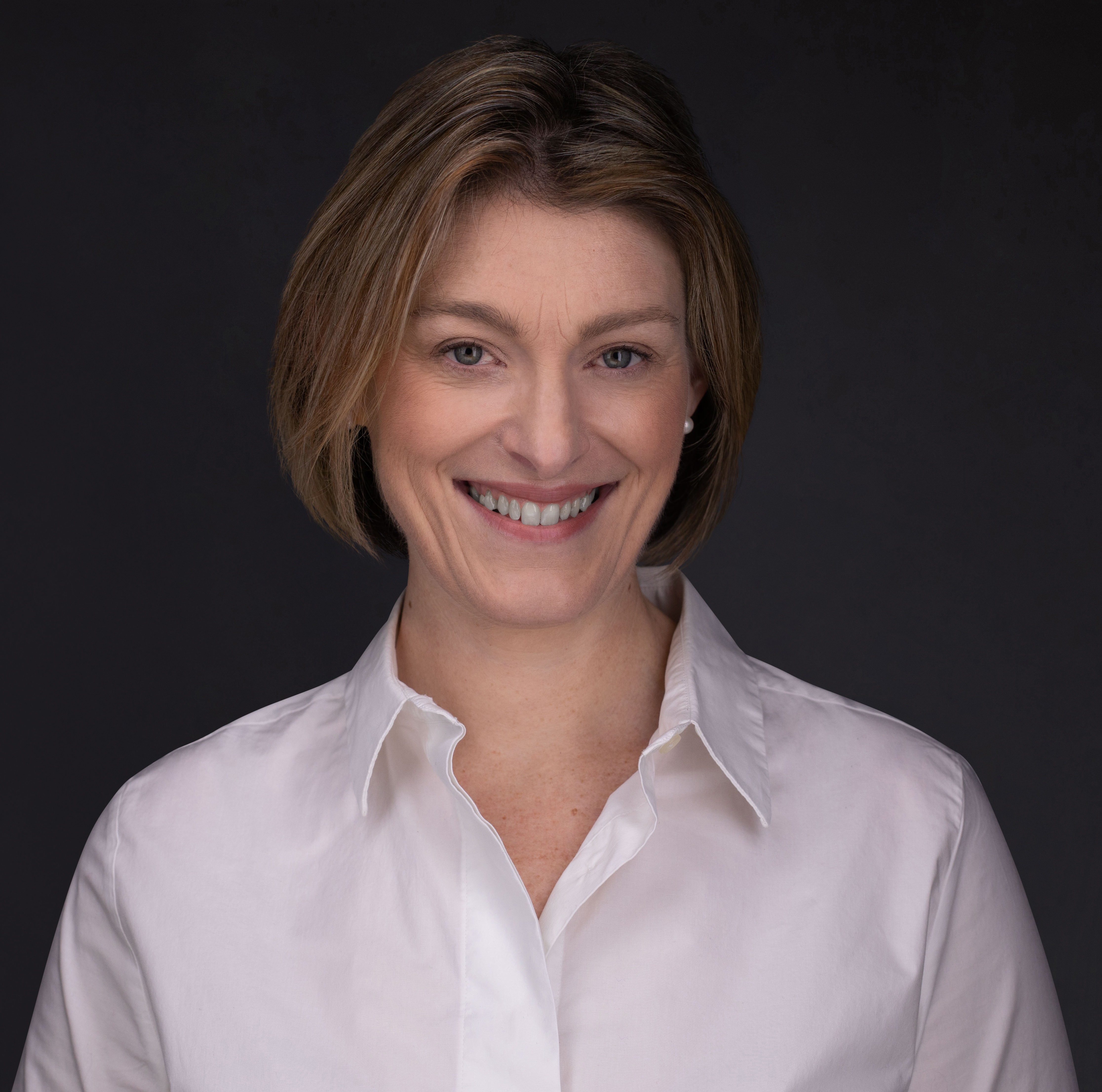 Dr Siobhan Hoare